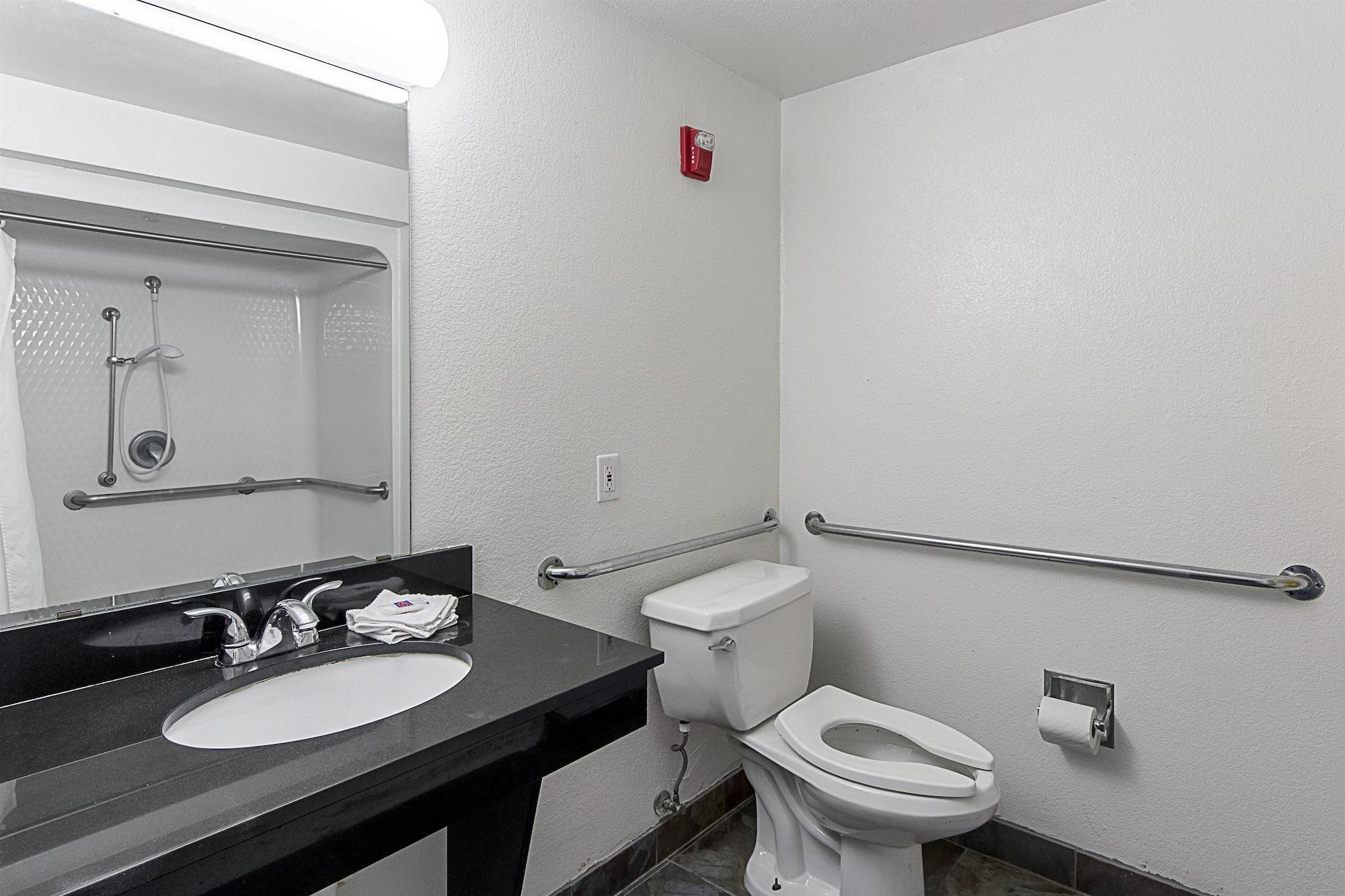 Motel 6-San Antonio, Tx - Downtown - Alamo Dome Екстериор снимка