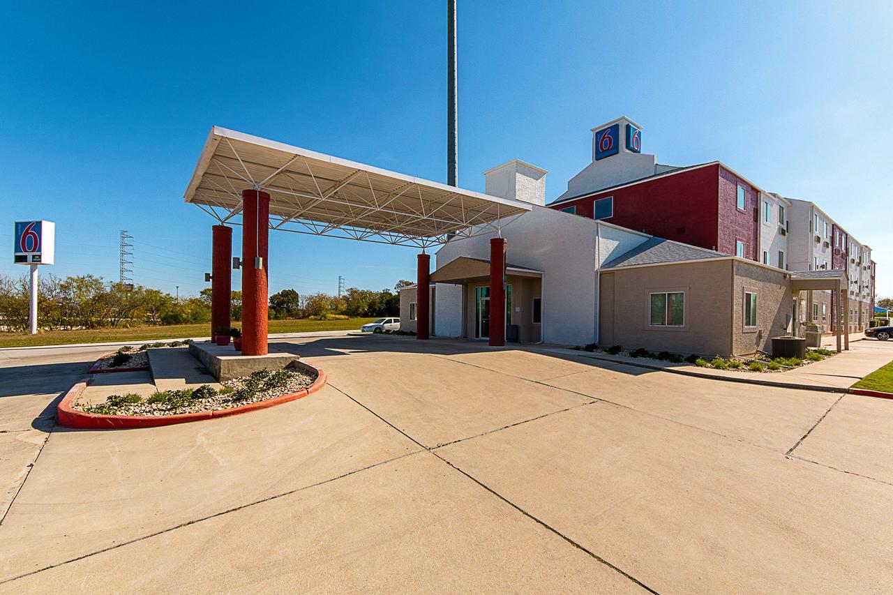 Motel 6-San Antonio, Tx - Downtown - Alamo Dome Екстериор снимка