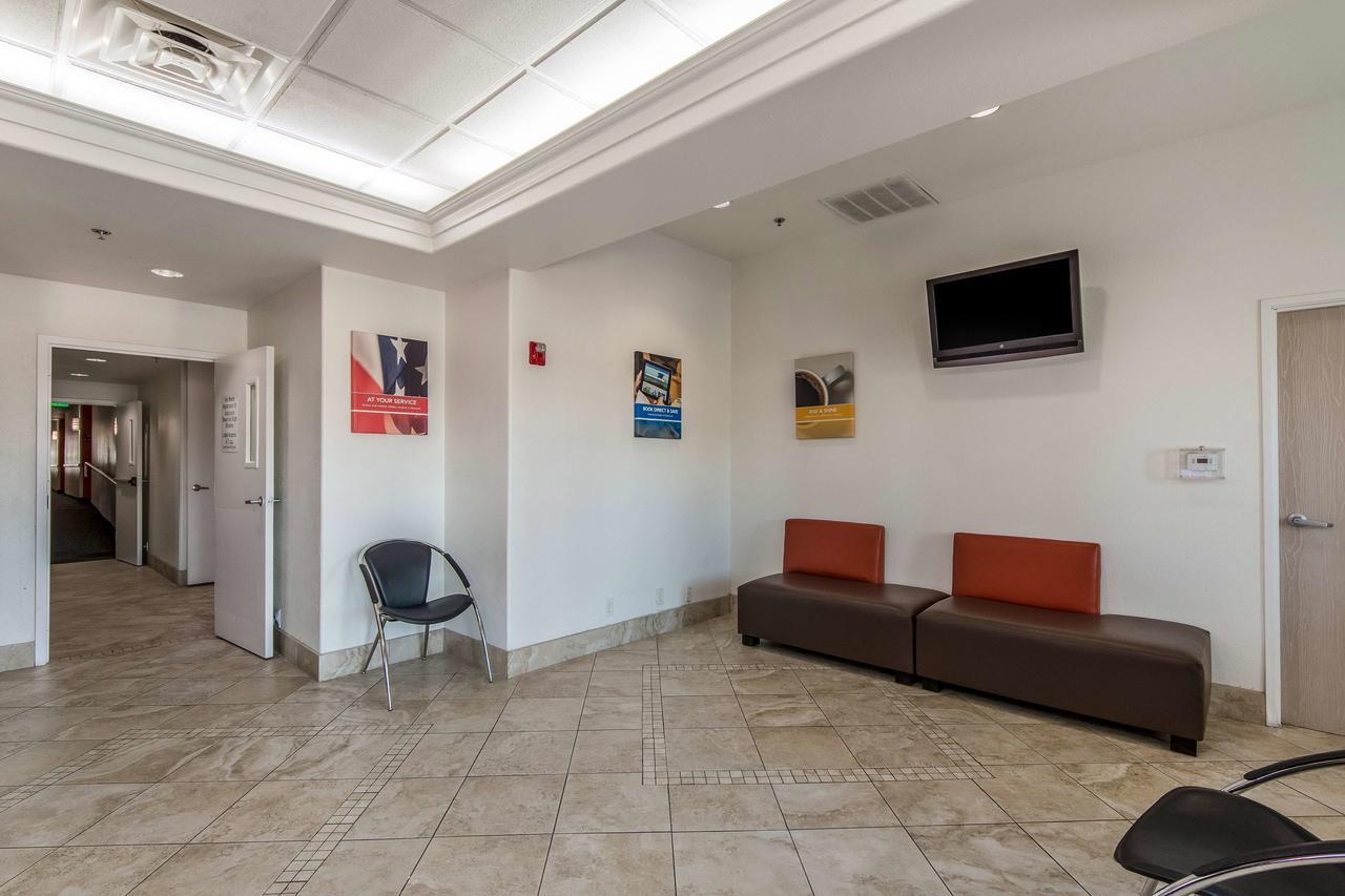 Motel 6-San Antonio, Tx - Downtown - Alamo Dome Екстериор снимка