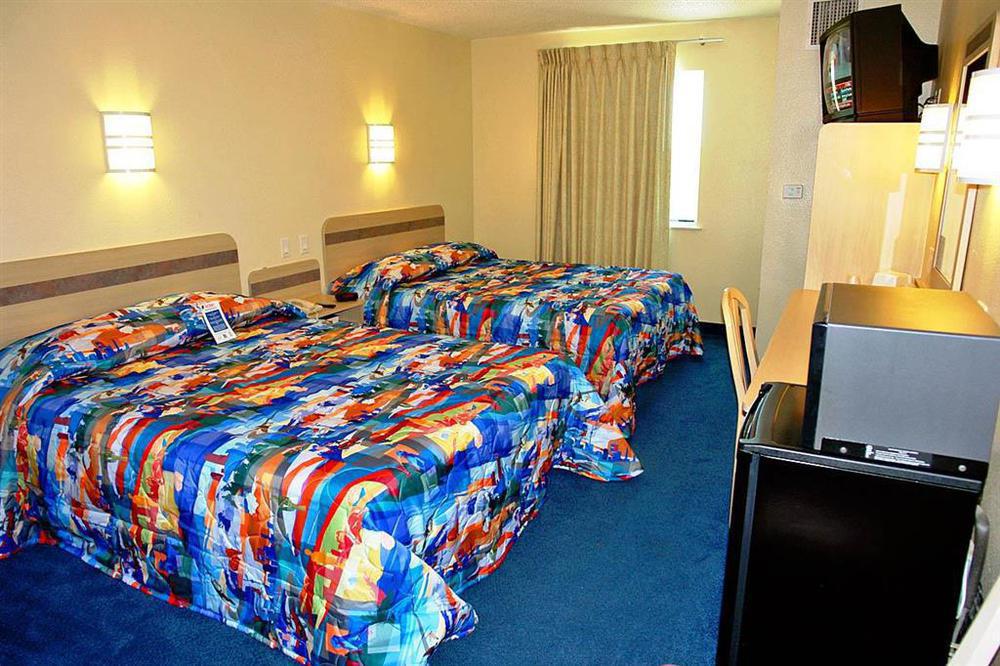Motel 6-San Antonio, Tx - Downtown - Alamo Dome Стая снимка