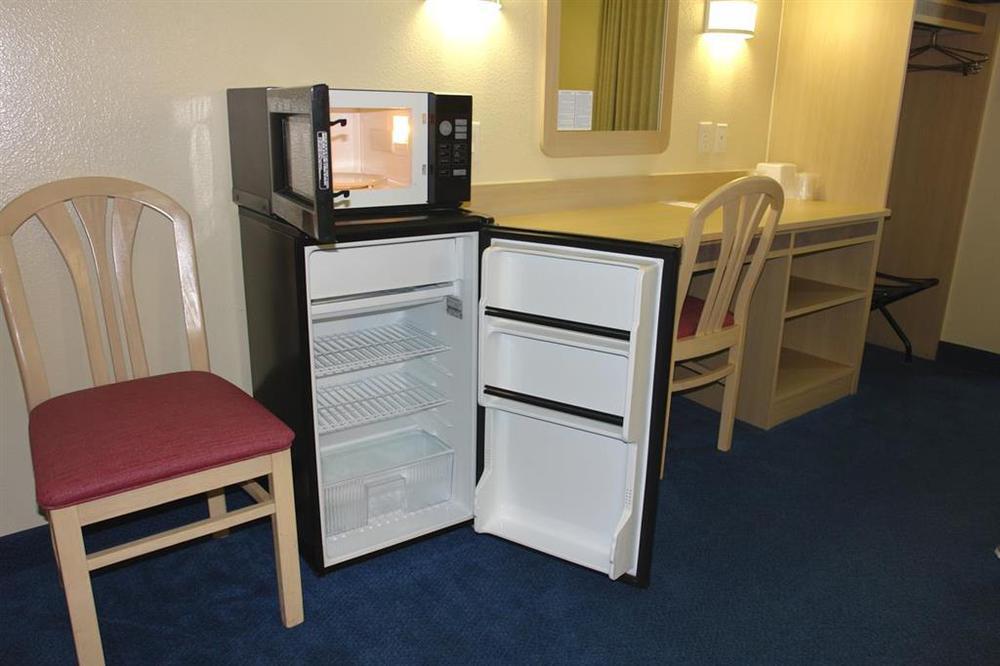 Motel 6-San Antonio, Tx - Downtown - Alamo Dome Удобства снимка